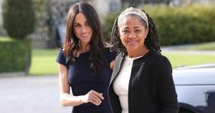Meghan Markle 'hat die volle Unterstützung von Mama Doria Ragland' beim Rückzug aus dem königlichen Leben Meghan Markle 'hat die volle Unterstützung von Mama Doria Ragland' beim Rückzug aus dem königlichen Leben