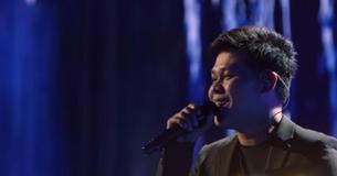 Singer Single-Handedly Performs Male And Female Parts Of Duet On TV Show Singer Single-Handedly Performs Male And Female Parts Of Duet On TV Show