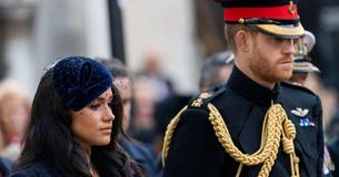 Rainha Elizabeth chaga à uma conclusão sobre Príncipe Harry e Meghan Markle e os destituem de seus títulos reais Rainha Elizabeth chaga à uma conclusão sobre Príncipe Harry e Meghan Markle e os destituem de seus títulos reais