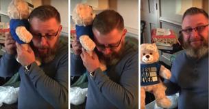 Dad Cries When He Realizes That The Sound Coming From Inside A Teddy Bear Is His Late Son's Heartbeat Dad Cries When He Realizes That The Sound Coming From Inside A Teddy Bear Is His Late Son's Heartbeat