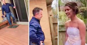 Tienerdochter verrast papa door het kleed aan te trekken dat haar tante, gestorven op 19 jarige leeftijd, droeg op haar eigen eindejaarsbal. Tienerdochter verrast papa door het kleed aan te trekken dat haar tante, gestorven op 19 jarige leeftijd, droeg op haar eigen eindejaarsbal.