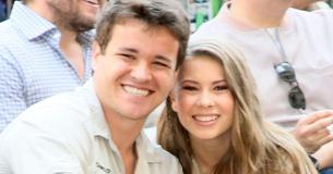Bindi Irwin And Chandler Powell Marry Today At Australia Zoo – Bindi Irwin And Chandler Powell Marry Today At Australia Zoo –