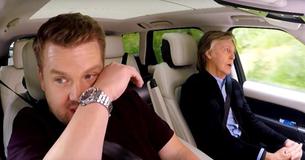 Paul McCartney a fait pleurer James Corden après avoir raconté l'histoire derrière la chanson légendaire des Beatles Paul McCartney a fait pleurer James Corden après avoir raconté l'histoire derrière la chanson légendaire des Beatles