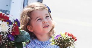 Carlota, de cuatro años, es una princesa, pero sus hijos no serán oficialmente considerados de la realeza Carlota, de cuatro años, es una princesa, pero sus hijos no serán oficialmente considerados de la realeza
