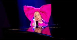 Lady Gaga Captivates Audience Again With A Live Performance Of 'Marry The Night' Lady Gaga Captivates Audience Again With A Live Performance Of 'Marry The Night'