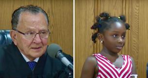 Un juge accuse une mère d'avoir enfreint les règles de stationnement mais modifie son verdict lorsque sa fille dit qu'elle a faim Un juge accuse une mère d'avoir enfreint les règles de stationnement mais modifie son verdict lorsque sa fille dit qu'elle a faim