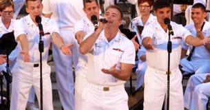 Five Navy Sailors Perform Tracks From The '60s And Brings House Down Five Navy Sailors Perform Tracks From The '60s And Brings House Down