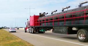 Man Is The Owner Of World's Largest Mobile Meat Smoker Man Is The Owner Of World's Largest Mobile Meat Smoker