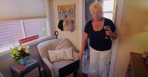 Retired Single Mom Took The Risk And Built Tiny Home—Now Lives On Only $75 Per Month Retired Single Mom Took The Risk And Built Tiny Home—Now Lives On Only $75 Per Month