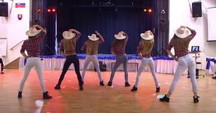 Six Cowgirls Dominate Dance Floor With Slickest Country Moves Six Cowgirls Dominate Dance Floor With Slickest Country Moves