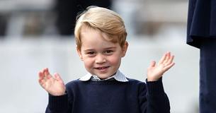 El príncipe George se ve adorable en las nuevas fotos de su cumpleaños El príncipe George se ve adorable en las nuevas fotos de su cumpleaños