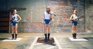 'Three' Girls Play Fiddle For Camera But Dance Moves Make Them Instant Online Stars 'Three' Girls Play Fiddle For Camera But Dance Moves Make Them Instant Online Stars