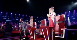 Esse menino estava nervoso e sozinho no palco, mas quando a música começou, os jurados não acreditaram Esse menino estava nervoso e sozinho no palco, mas quando a música começou, os jurados não acreditaram