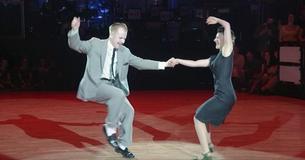 Audience Goes Crazy For Couple's Patrick Swayze And Jennifer Grey Swing Routine Audience Goes Crazy For Couple's Patrick Swayze And Jennifer Grey Swing Routine