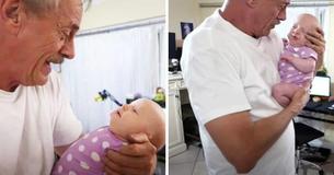 Grandfather Who Lives Across The Country Meets His Baby Granddaughter For First Time Grandfather Who Lives Across The Country Meets His Baby Granddaughter For First Time