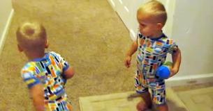 Mom Says 'Go To Bed' But Twins’ Adorable Response Catches Her Off Guard Mom Says 'Go To Bed' But Twins’ Adorable Response Catches Her Off Guard
