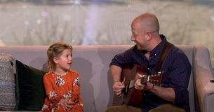 5-Year-Old Singer Blows Audience Away With Performance Of Dolly Parton Song 5-Year-Old Singer Blows Audience Away With Performance Of Dolly Parton Song