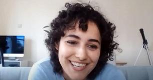 27-Yr-Old With Cancer Isn't Letting Diagnosis Stop Her From Pursuing Dream Of Becoming A Doctor 27-Yr-Old With Cancer Isn't Letting Diagnosis Stop Her From Pursuing Dream Of Becoming A Doctor
