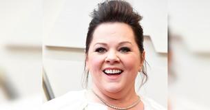 Melissa McCarthy sieht nach Gewichtsverlust aus wie ein Model Melissa McCarthy sieht nach Gewichtsverlust aus wie ein Model
