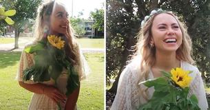 Une enseignante célibataire se marie avec elle-même dans un mariage bon marché après des fiançailles ratées Une enseignante célibataire se marie avec elle-même dans un mariage bon marché après des fiançailles ratées