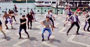 Two Guys Breakdance To 'Uptown Funk' — Then Crowd Breaks Into Stunning Flash Mob On Boardwalk Two Guys Breakdance To 'Uptown Funk' — Then Crowd Breaks Into Stunning Flash Mob On Boardwalk