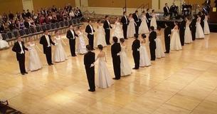 Sixteen Couples Depart From Tradition With Ballroom 'Polka' Performance Sixteen Couples Depart From Tradition With Ballroom 'Polka' Performance