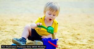 Mother Asks Boy Mom To Leave Public Playground So Her Daughter And Friends Can Enjoy Girls-Only Playdates Mother Asks Boy Mom To Leave Public Playground So Her Daughter And Friends Can Enjoy Girls-Only Playdates