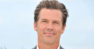 Josh Brolin Marks 8 Years Of Sobriety With Poignant Post And Support From Wife Josh Brolin Marks 8 Years Of Sobriety With Poignant Post And Support From Wife