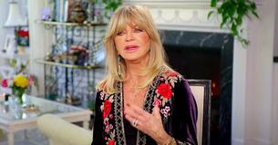 Goldie Hawn Says She Was 'Very Depressed' And Struggled With Fame At Beginning Of Career Goldie Hawn Says She Was 'Very Depressed' And Struggled With Fame At Beginning Of Career