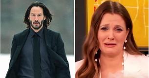 Keanu Reeves 'agarrou' a mão de Drew Barrymore para que ela pudesse ser 'um ser humano livre' Keanu Reeves 'agarrou' a mão de Drew Barrymore para que ela pudesse ser 'um ser humano livre'