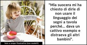 La rabbia della nonna per la nipote sorda che usa il linguaggio dei segni a tavola provoca una lite familiare La rabbia della nonna per la nipote sorda che usa il linguaggio dei segni a tavola provoca una lite familiare