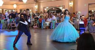 Father And Daughter Duo Wow Guests With Iconic Medley On Dance Floor Starting With 'My Girl' Father And Daughter Duo Wow Guests With Iconic Medley On Dance Floor Starting With 'My Girl'