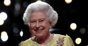 Queen Elizabeth II Will Only Don Two Modest Jewelry Pieces While Buried Queen Elizabeth II Will Only Don Two Modest Jewelry Pieces While Buried