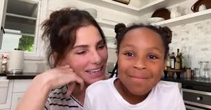 Sandra Bullock se deshace en halagos hacia su hija Laila, quien Sandra Bullock se deshace en halagos hacia su hija Laila, quien