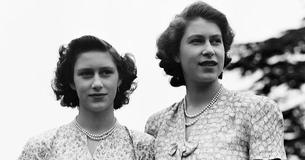 Königin Elisabeth II. und Prinzessin Margaret waren so verschieden wie Tag und Nacht, obwohl sie sich sehr nahestanden Königin Elisabeth II. und Prinzessin Margaret waren so verschieden wie Tag und Nacht, obwohl sie sich sehr nahestanden