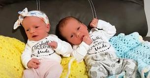 Parents Welcome Fraternal Twins From Embryos Frozen In 1992 Parents Welcome Fraternal Twins From Embryos Frozen In 1992