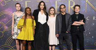 Angelina Jolie Is ‘Very Honest’ With Her Kids And Encourages Them To Be ‘Fully Themselves’ Angelina Jolie Is ‘Very Honest’ With Her Kids And Encourages Them To Be ‘Fully Themselves’
