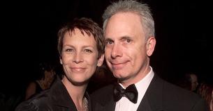 Jamie Lee Curtis & Christopher Guest’s 1929 Spanish Revival Mansion Reflects Their Incredible Artistry Jamie Lee Curtis & Christopher Guest’s 1929 Spanish Revival Mansion Reflects Their Incredible Artistry