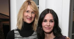 Courteney Cox And Laura Dern Honor 16-Year Tradition With Their Kids By All Getting Matching Tattoos Courteney Cox And Laura Dern Honor 16-Year Tradition With Their Kids By All Getting Matching Tattoos