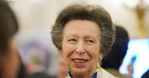 Princess Anne Debuts First Hairstyle Change In 50 Years For 75th Birthday Portrait Princess Anne Debuts First Hairstyle Change In 50 Years For 75th Birthday Portrait