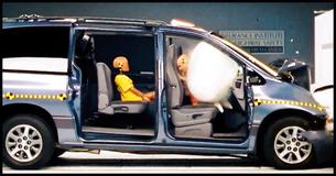 See The Viral Video Prompting Parents To Buckle Their 'Big Kids' In Booster Seats See The Viral Video Prompting Parents To Buckle Their 'Big Kids' In Booster Seats