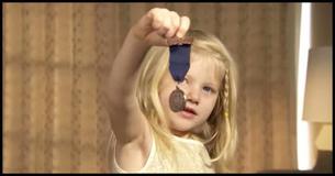 This Hero Receives A Medal For Saving Mom And Brother After A Car Wreck And She Is Only 5 Years Old! This Hero Receives A Medal For Saving Mom And Brother After A Car Wreck And She Is Only 5 Years Old!