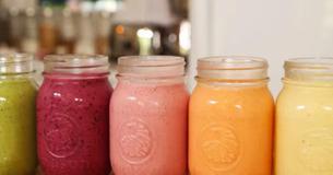 5 Smoothies Para Tomar no Café Todo Dia da Semana 5 Smoothies Para Tomar no Café Todo Dia da Semana