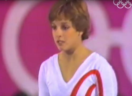 Perfect 10 Genes See Mary Lou Retton S Daughter Ace Her Ncaa