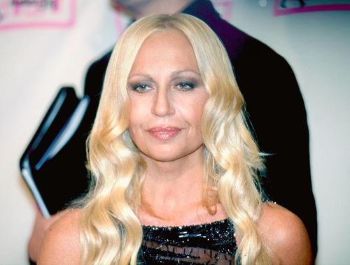 Likken antwoord gijzelaar Donatella Versace's Daughter Allegra Is One Of The Prettiest Women Alive  Today