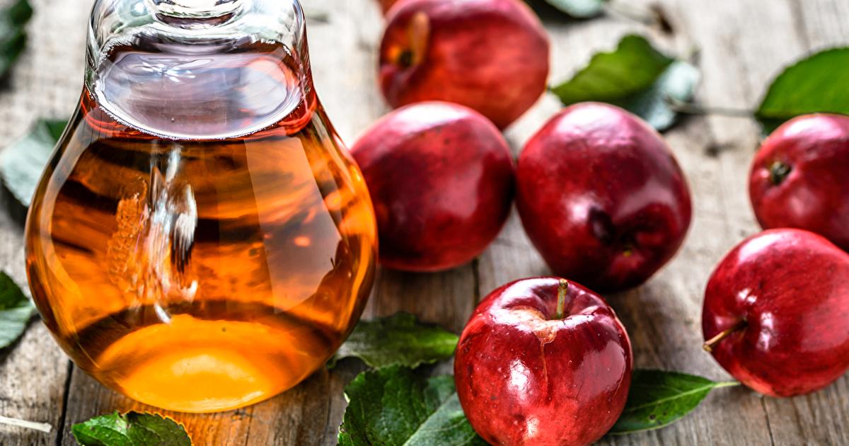 7 Benefits Of Drinking Apple Cider Vinegar Every Night
